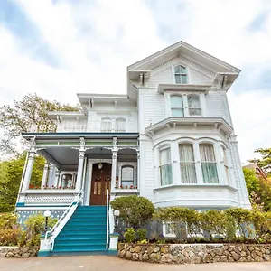 Amethyst Bed & Breakfast